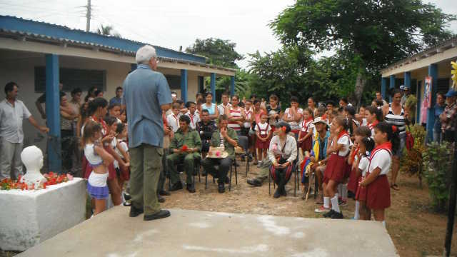 Recibimiento en la escuela primaria de Marpotón. Recibimiento en la escuela primaria de Marpotón.